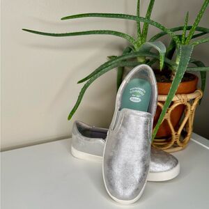 Dr. Scholl’s Madison Party Metallic Silver Slip-On Sneakers Women’s 7.5M
